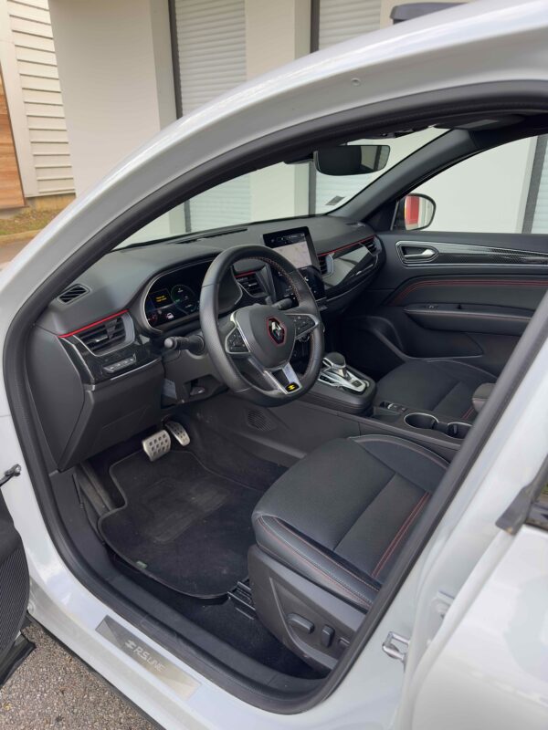 RENAULT ARKANA RS LINE 1.6 E-TECH 145ch – Image 11