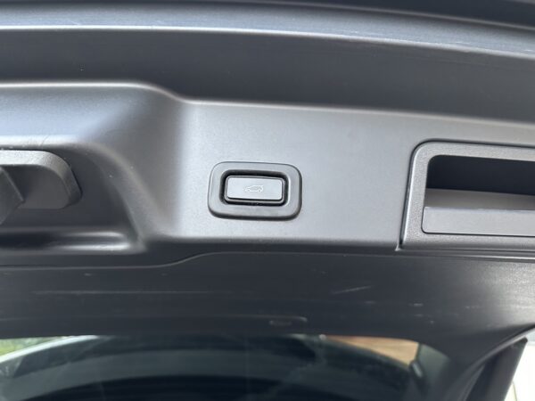 LAND ROVER RANGE ROVER EVOQUE FIRST EDITION 2.0 D 180ch – Image 11