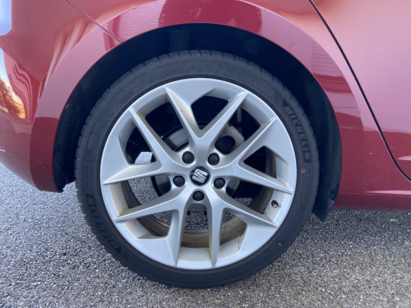 SEAT LEON 2.0 TDi 150ch FR – Image 4