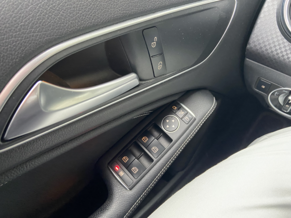MERCEDES CLASSE A 2.2 200 CDI 136ch SENSATION 7G-DCT – Image 33
